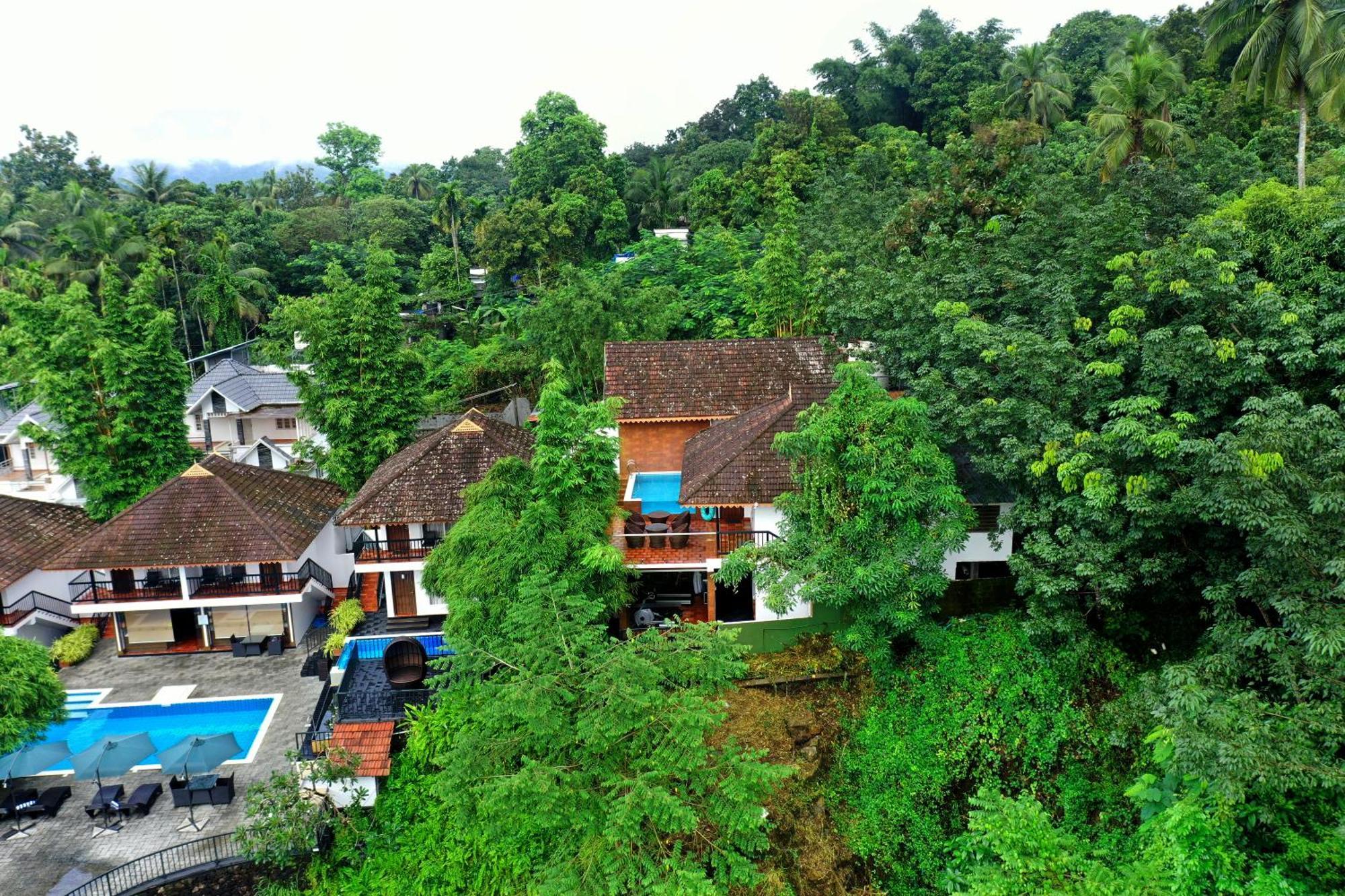 Athirapally Green Trees Athirappilly Esterno foto